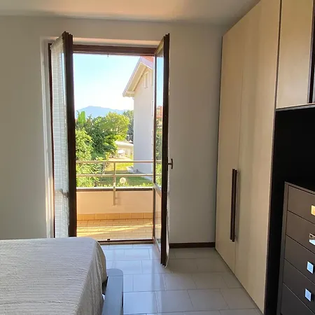 La Casa Di A-mici Maccagno
